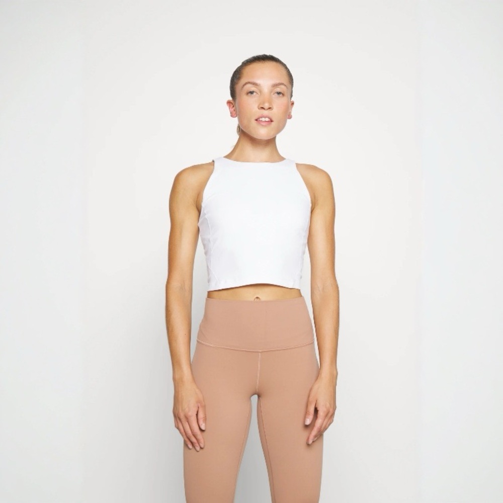 Lululemon Align High-Neck Tank Top
Color: White - Picture 5 of 13
